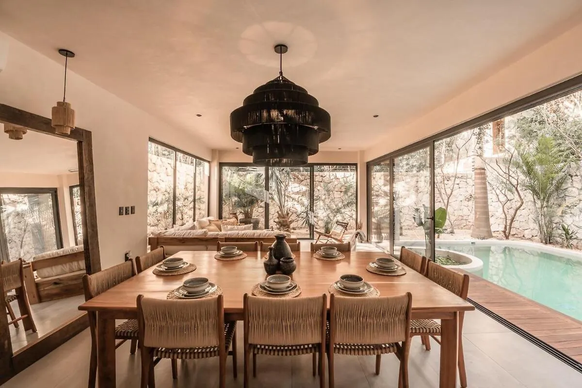 Villa With 2 Pools With Security Guard For 10 Guests Tulum