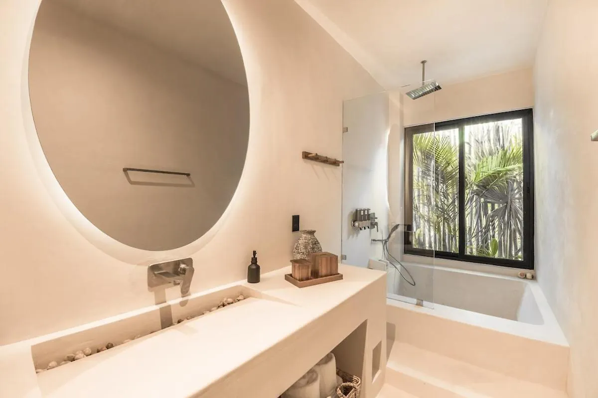 Villa With 2 Pools With Security Guard For 10 Guests Tulum