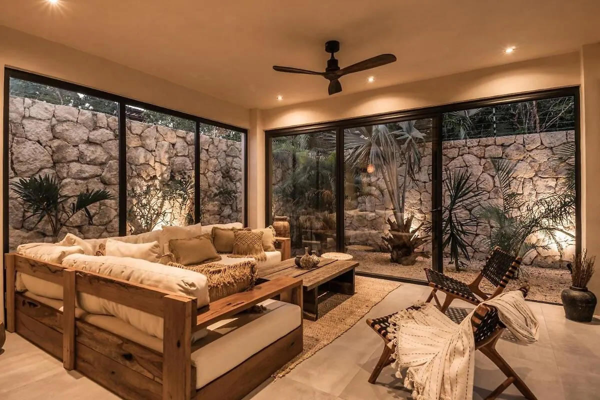 Villa With 2 Pools With Security Guard For 10 Guests Tulum
